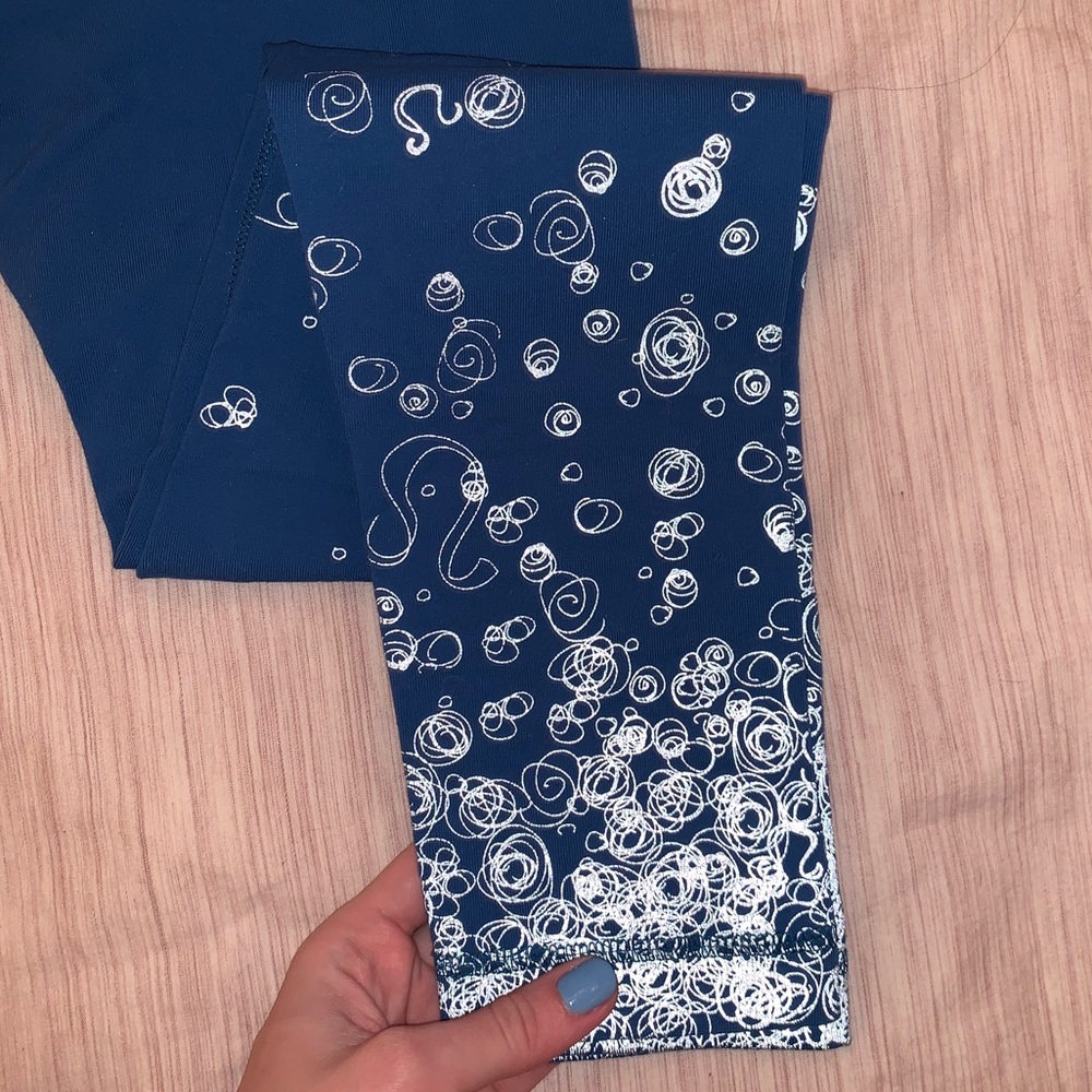 Reflective Blue Lululemon Leggings